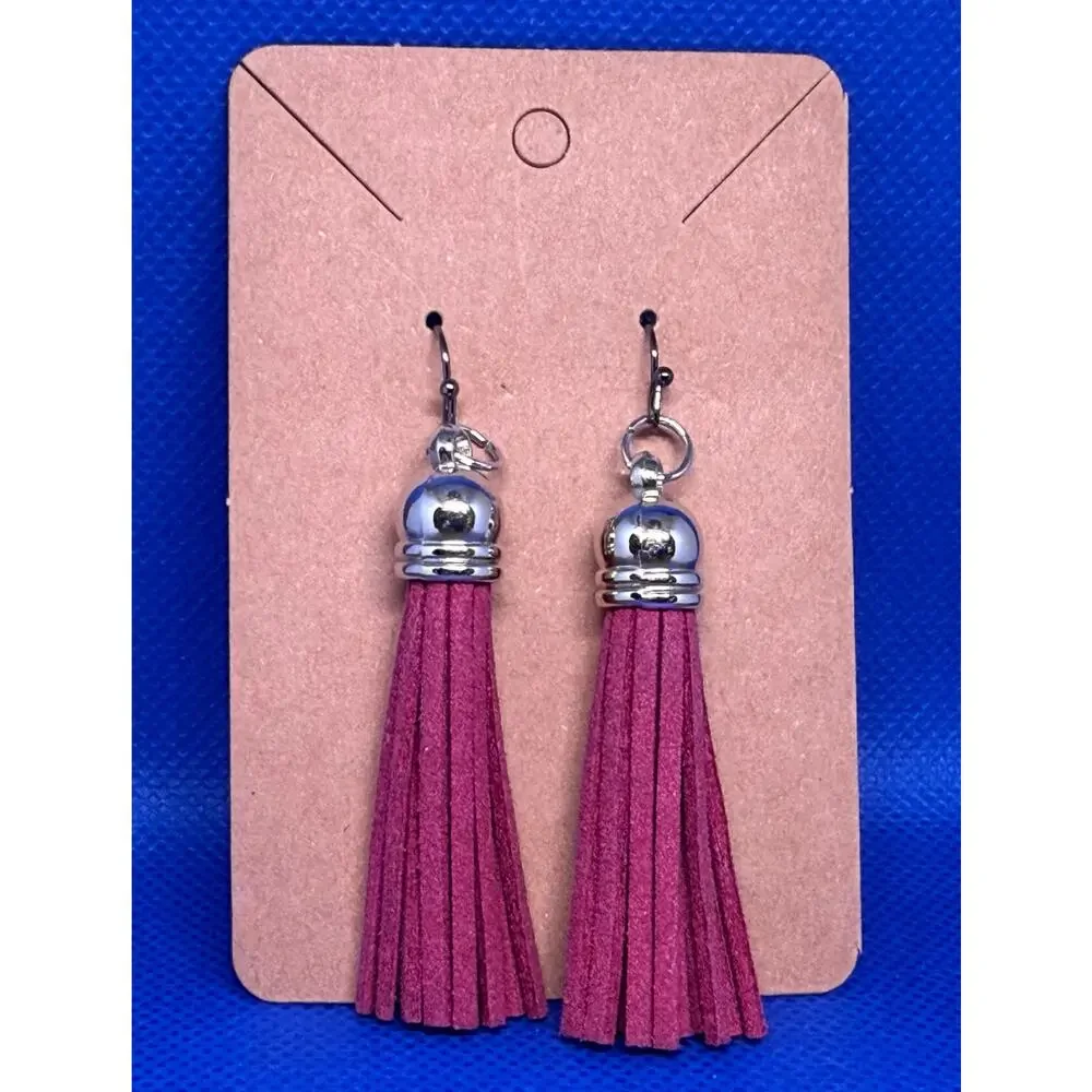 🧚🏻‍♀️ Handmade Fuchsia Tassel Earrings 2.5” Drop Silver Tone Boho Statement